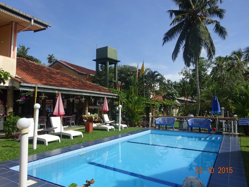 Hilda Guest House Хиккадува Экстерьер фото